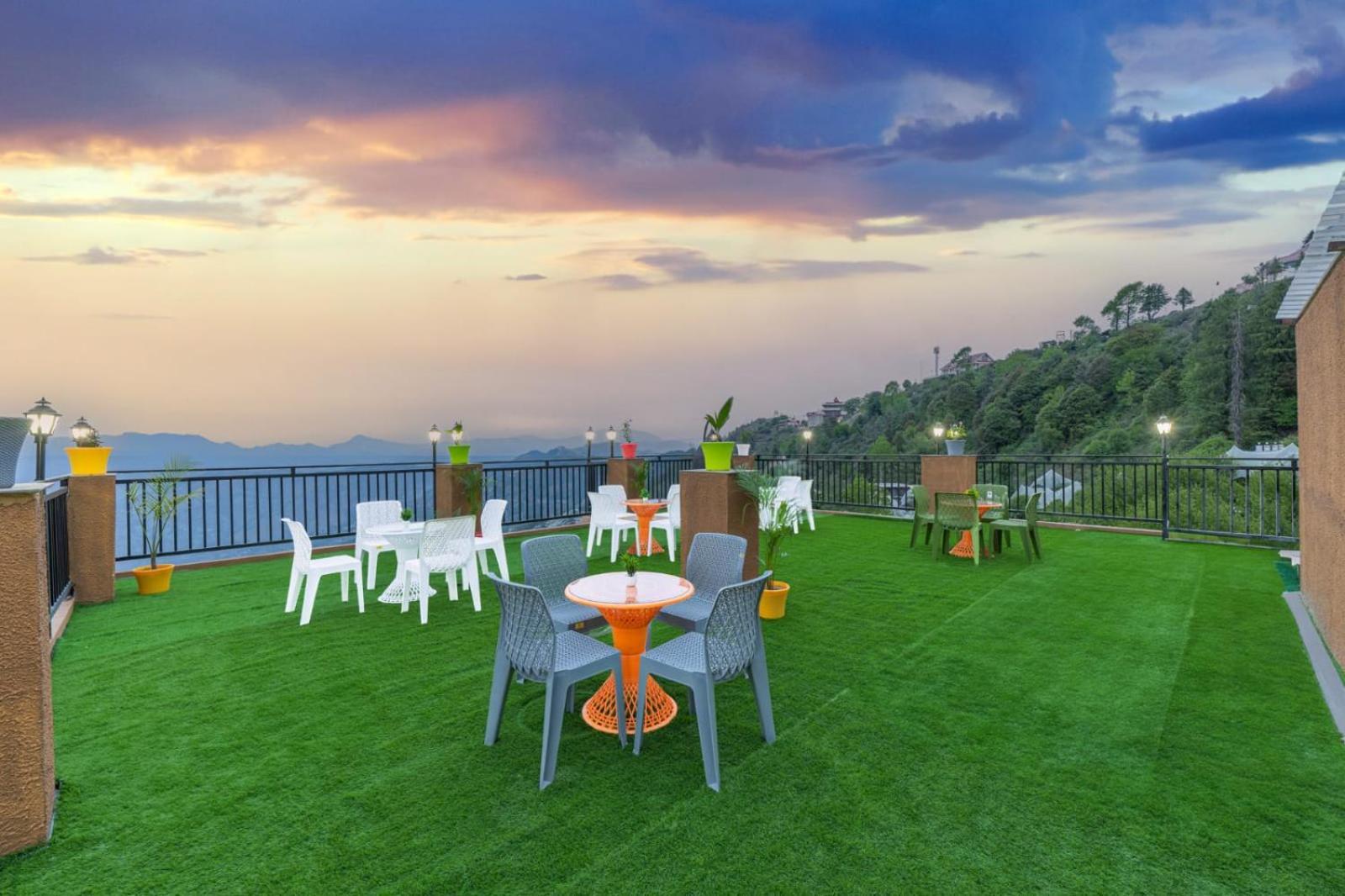 The Nature Dreams I Vacations I Conference I Mice I Family Events I Open Air Terrace I Sky Bonfire I Kufri By Exotic Stays Shimla Exteriör bild